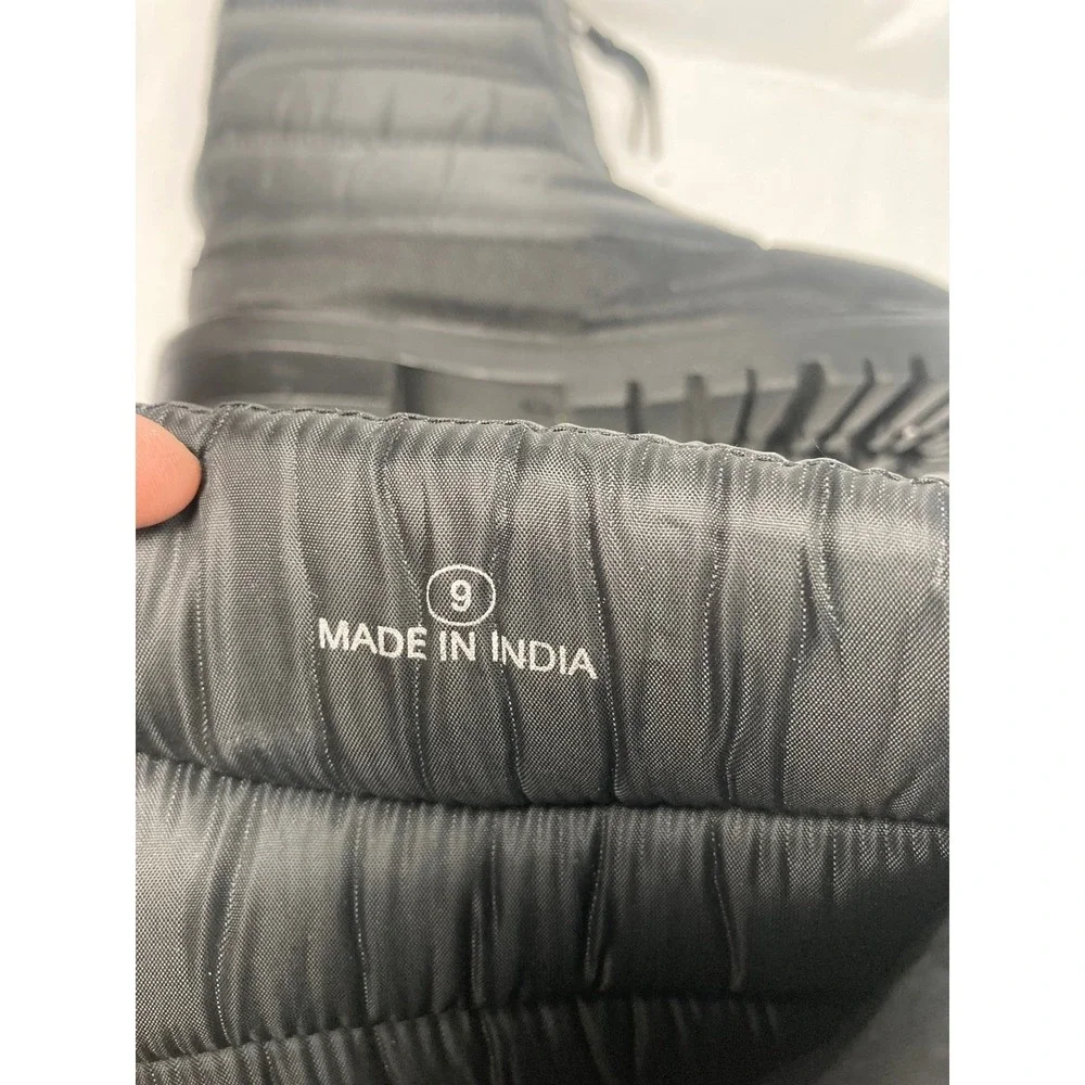 ENJOIYA Black‎ Quilted Winter Boots Zip Front Insulated NWOB